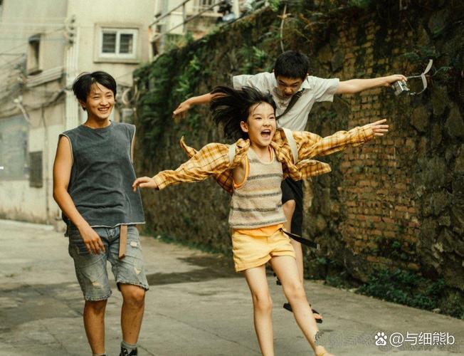 隐秘的角落三个小孩剧照