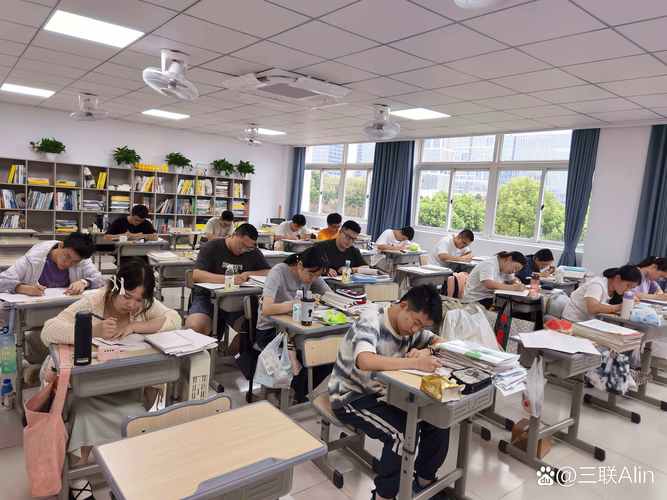 杭州某中学个性化学习课堂实景