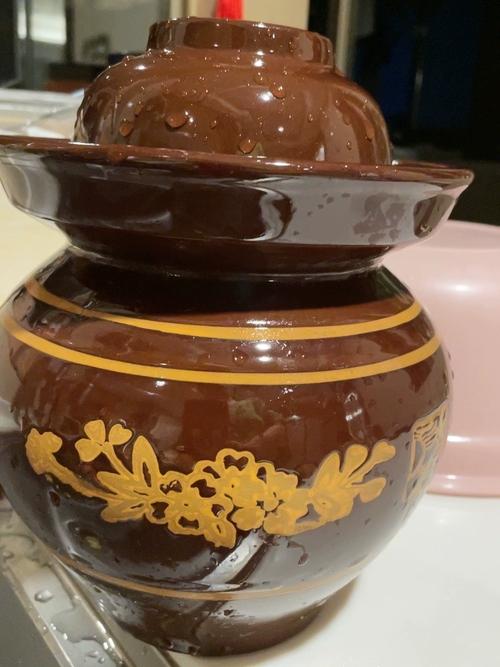老式陶坛家庭发酵酱菜实拍