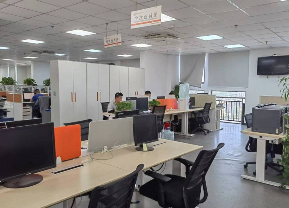网贷逾期律所线下咨询办公场景