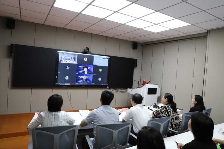 教师参与线上名师工作室网络教研