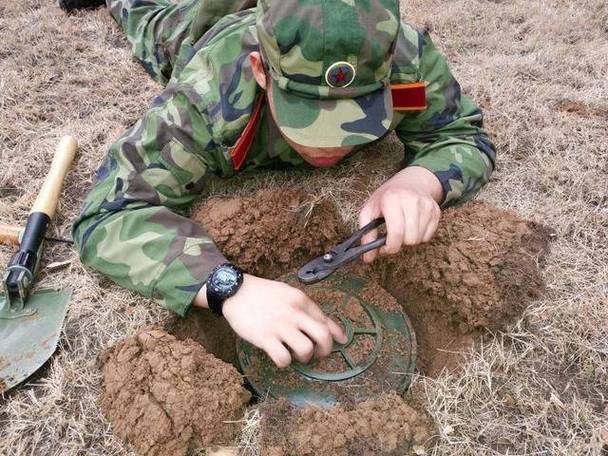 反向防身:给土地投资者拆暗雷的实操方法