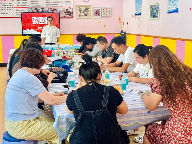 在父母成长社区，我们终于不用当