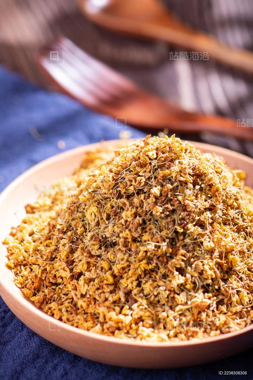 家用天然除味材料茶叶小苏打干桂花摆放图