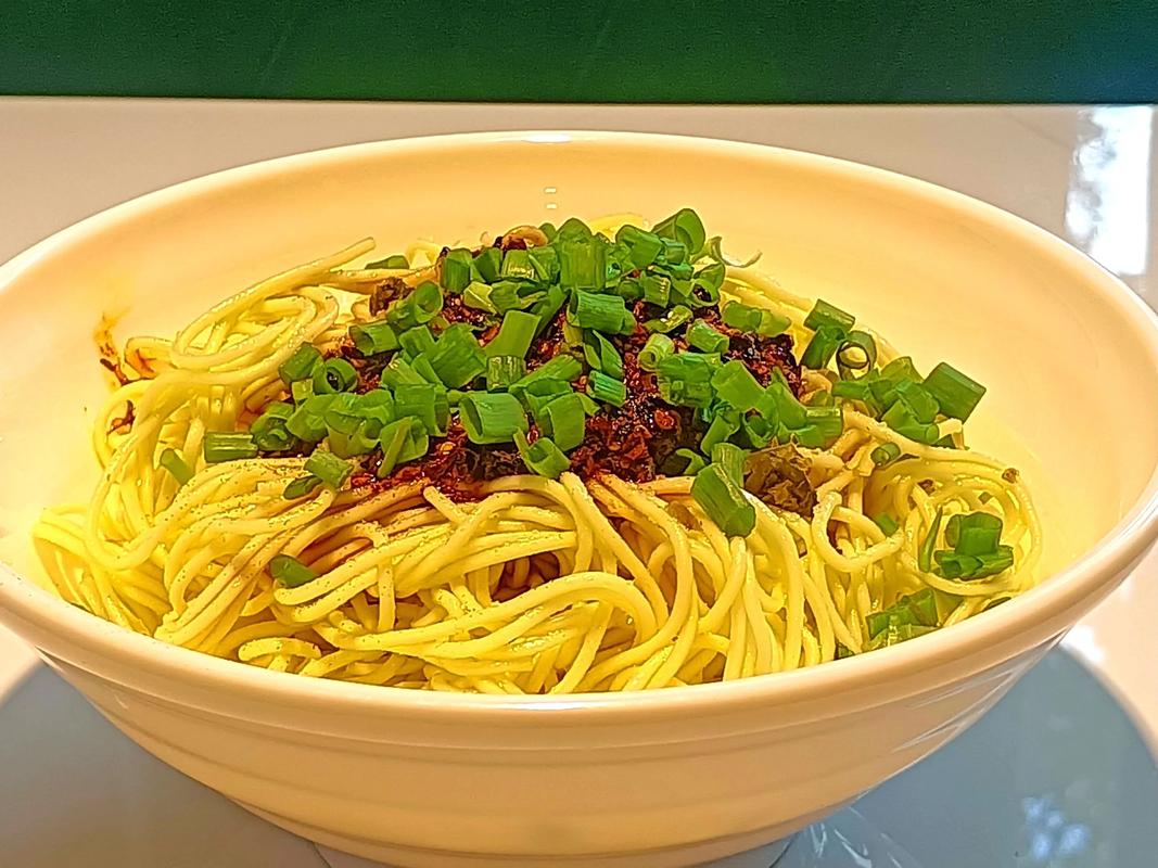 重庆小面干溜特写
