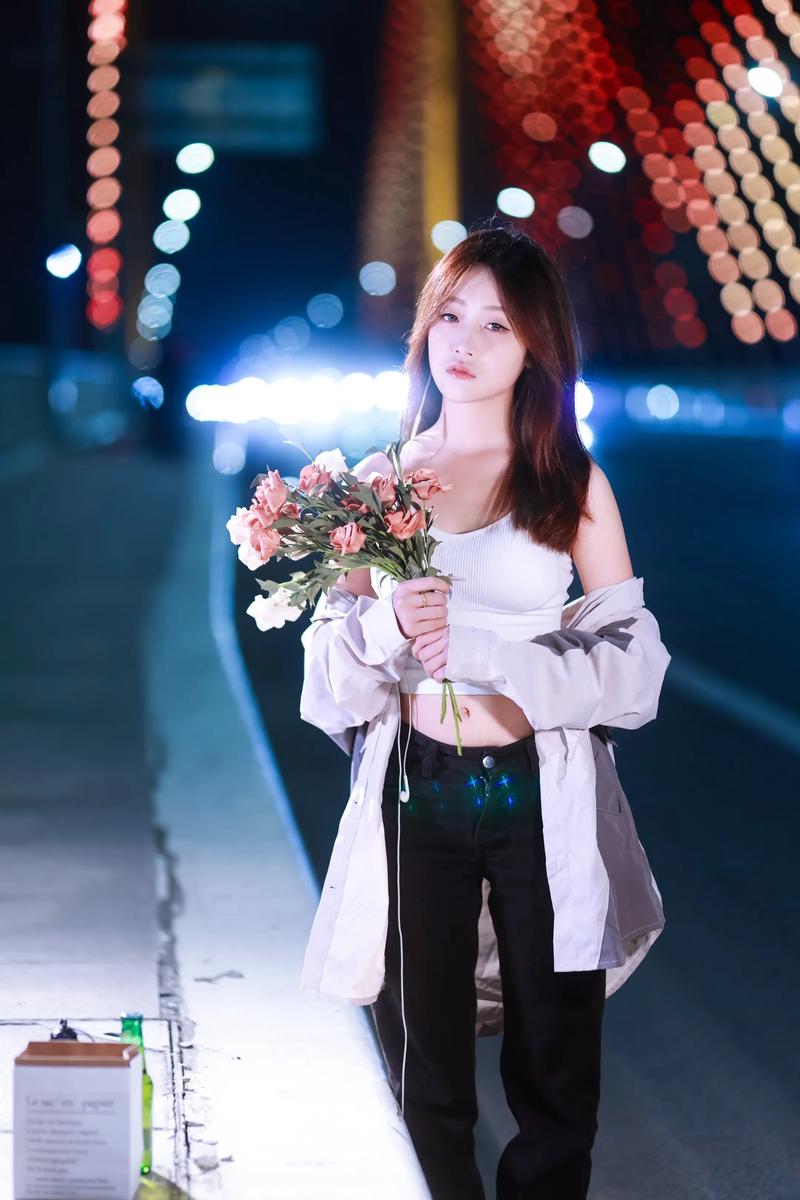 夜景人像利用环境光拍摄示例