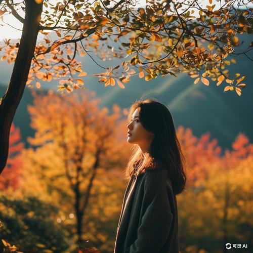 近视儿童户外树荫下休息自然光场景