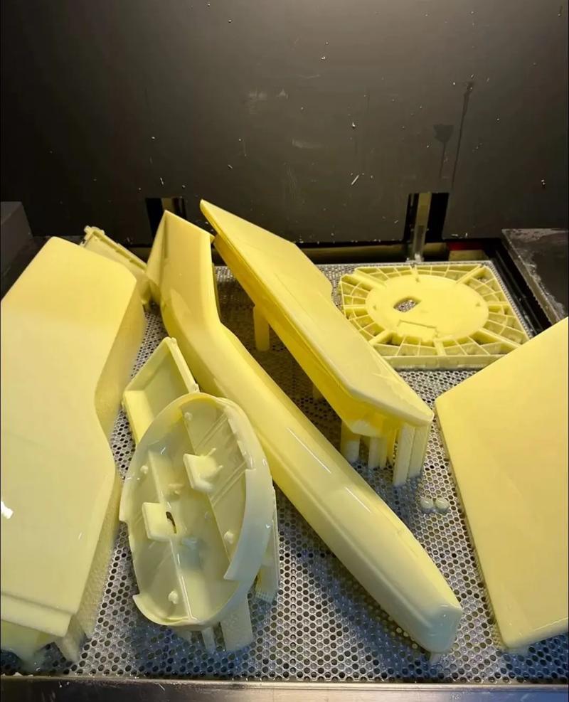 工业级SLA快速成型汽车样件展示
