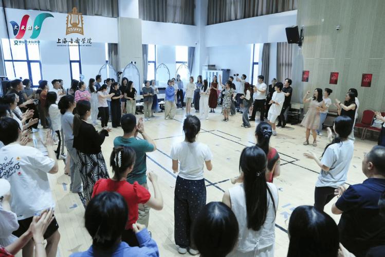 中小学教师参加戏剧教育体验工作坊