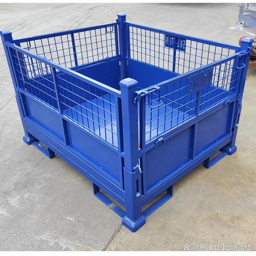 机械加工车间分类存放的下料余料框