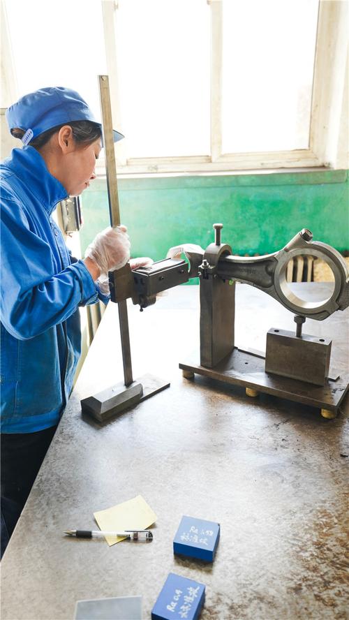 商用车连杆锻造成品检测现场