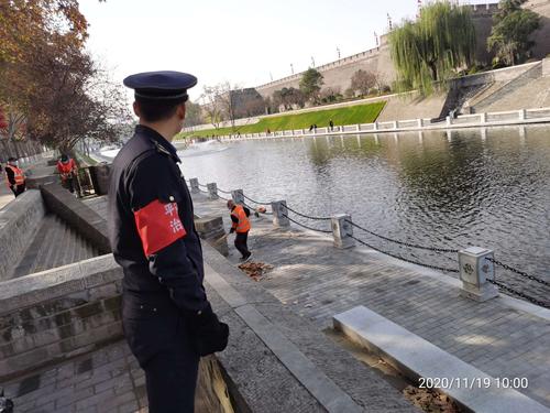 南京明城墙文保员巡查现场照片