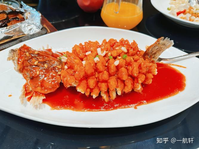 第一次去陌生城市，如何高效找到地道美食？