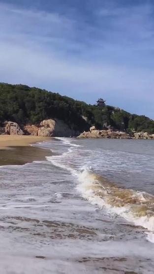 中国浙江省舟山市普陀山千步沙海滨浪涛