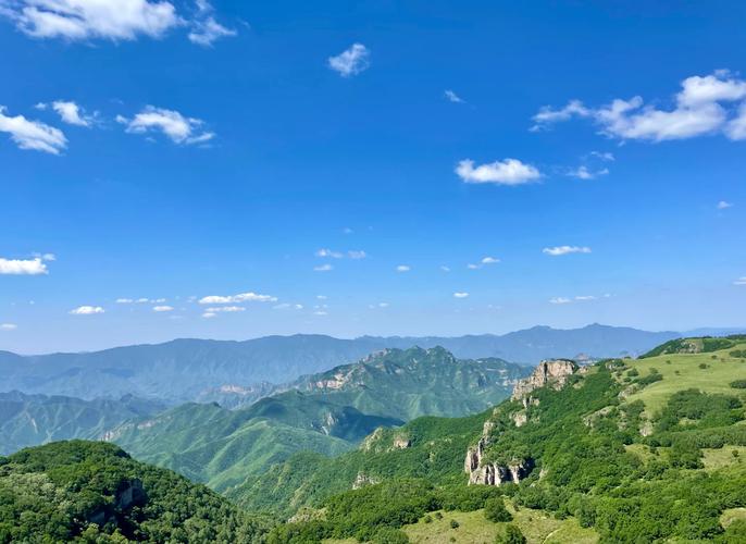 南漳雷坪村山顶高山草甸
