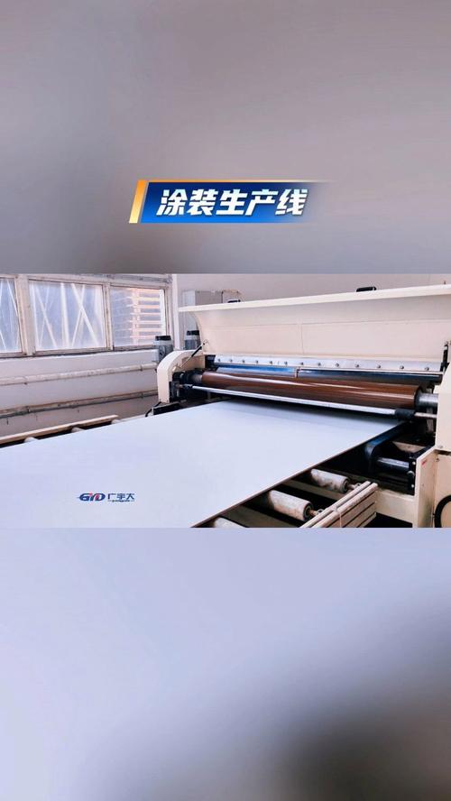 滚涂机厂家给客户现场调试实木门涂覆效果实拍