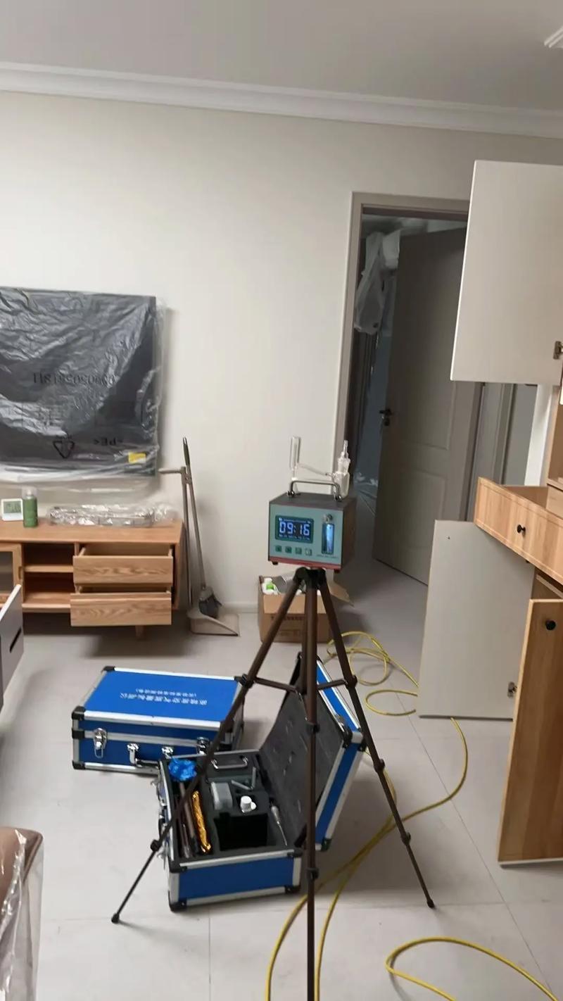 专业甲醛检测仪器与治理施工现场