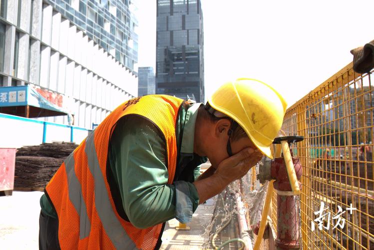 落地的核心：CV系统得跟工人站在一边