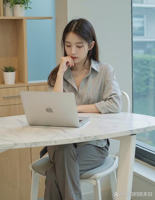 虚拟办公室里的人味儿