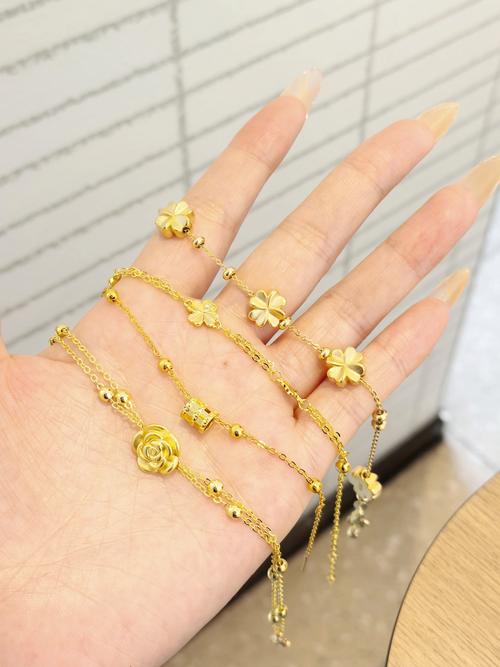极简金色细手链婚礼佩戴效果