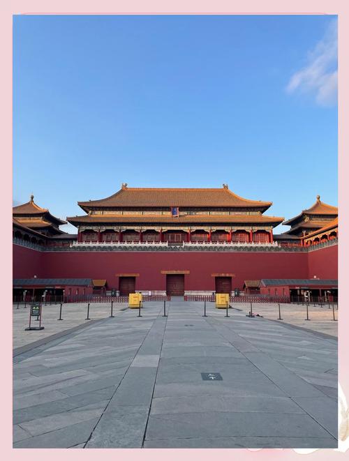 北京故宫午门清晨全景