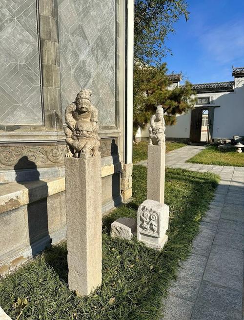 湖北南漳天鹅池村古商道拴马桩