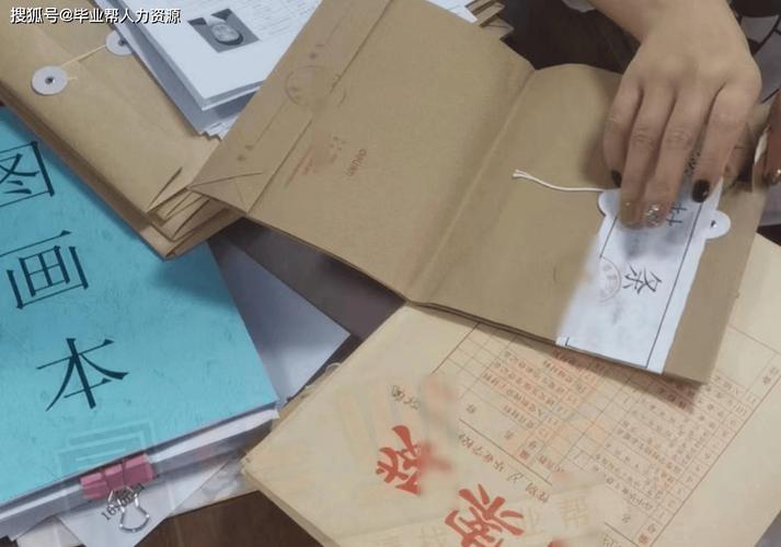 很多学校把学籍管理做成了“死档案”