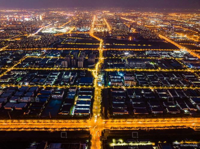 深夜苏北工业园区亮灯全景图