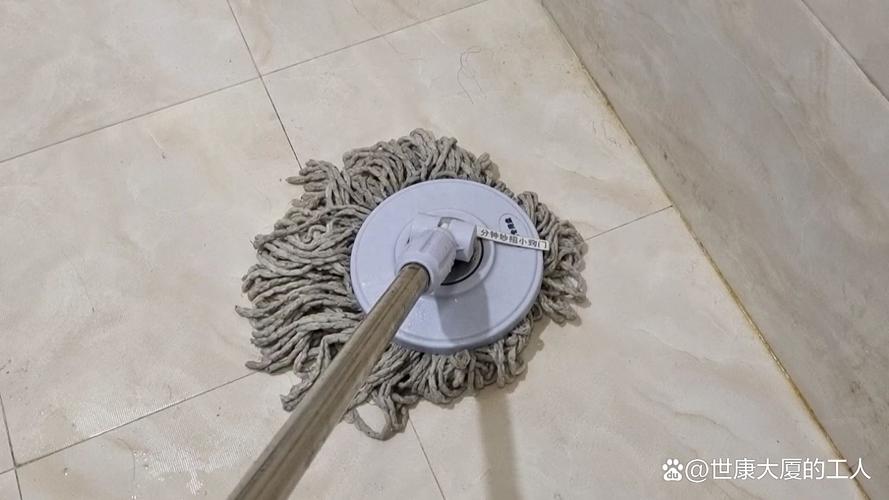 原来拖地，拖的是心里的垃圾