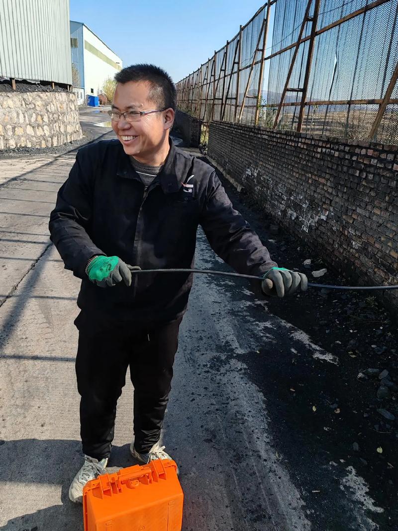 孝道新解：在机器的轰鸣声中，重新听见“陪伴”的回响-超级宝贝
