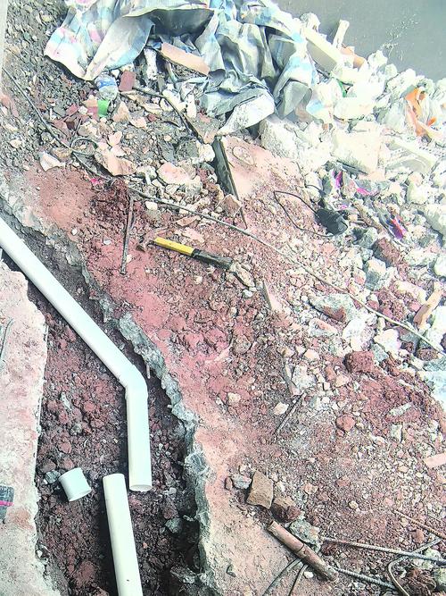 市政施工破坏地下管线纠纷现场图