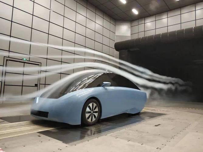 车载空气动力学风洞实验与仿真对比