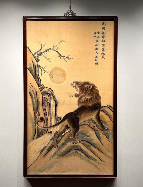 湘绣鬅毛针绣雄狮作品特写