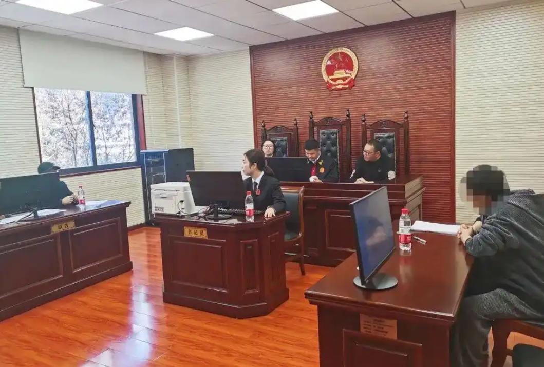 北京法院离婚纠纷庭审现场示意图