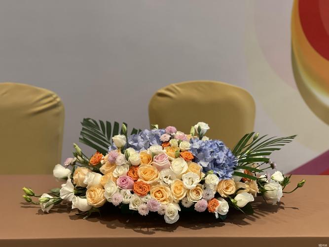 婚礼签到台绣球花装饰灵感