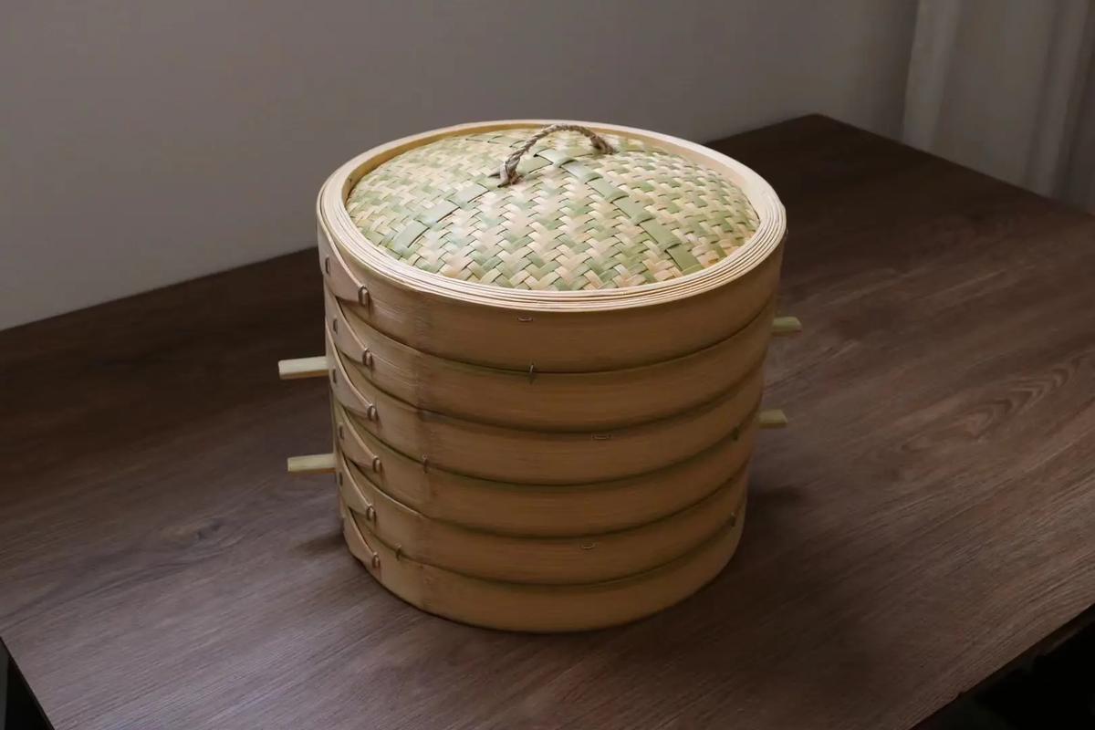 蒸笼里的乾坤:从竹木清香到不锈钢的工业革命-因为所以