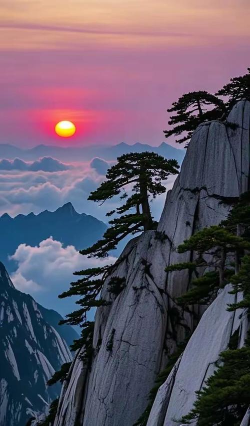 陕西华山西峰日出云海风景图