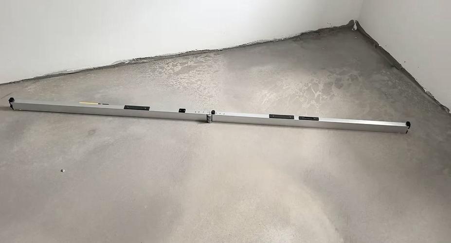 水泥找平靠尺检测地面平整度