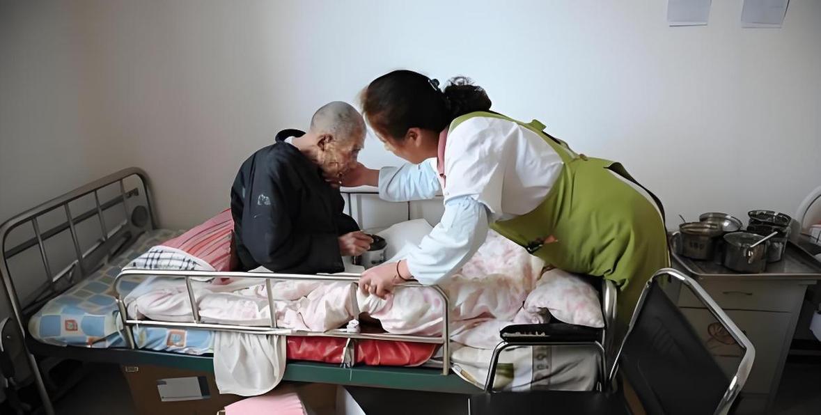 安宁疗护病房家属沟通场景实拍