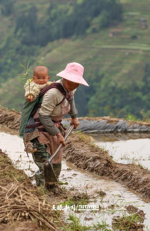 少数民族育儿：苗岭深处，那些连城里专家都叹服的传统带娃野路子-超级宝贝