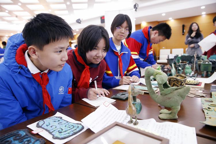初中历史课博物馆合作项目学生作品展示会