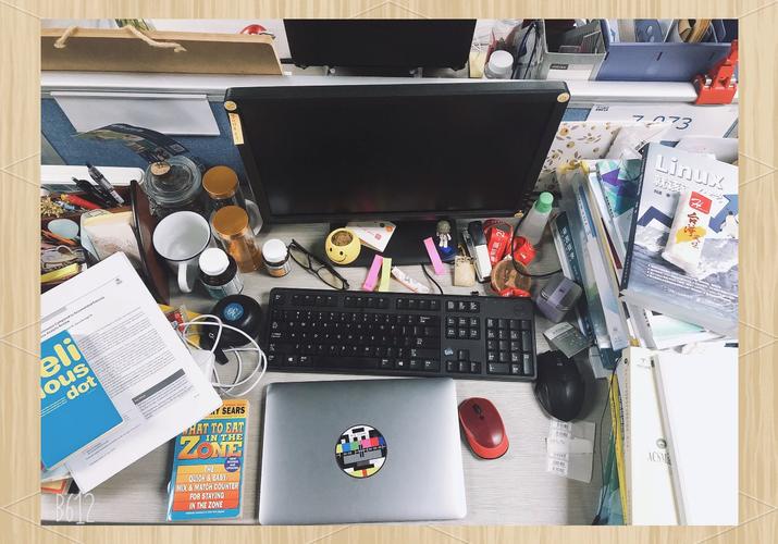 规整办公区，其实是在规整心里的乱麻