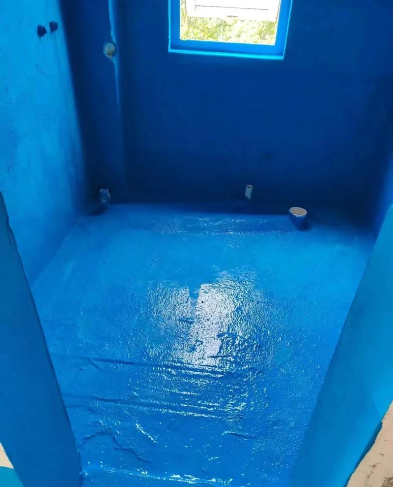 卫生间淋浴区墙面防水刷完成品图