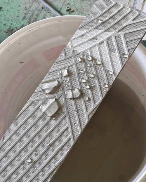 大理石瓷砖背面滴水测试对比
