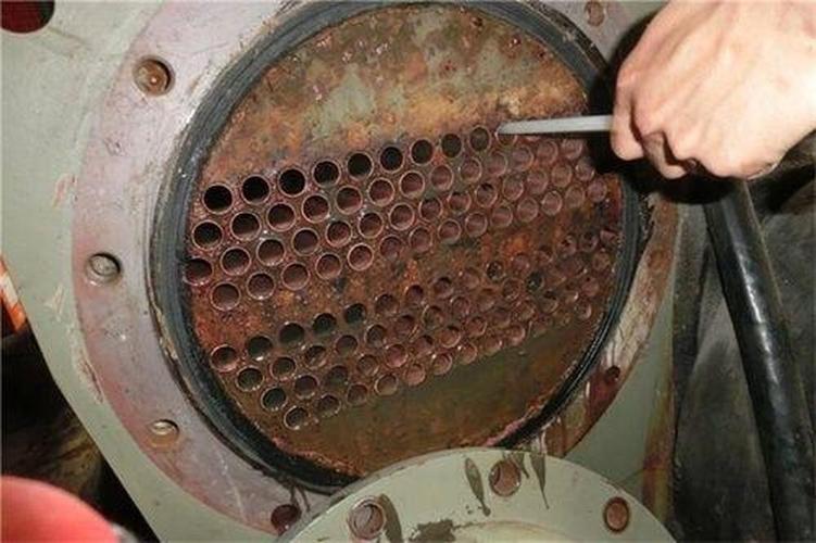 工业换热器管束结垢堵塞拆解图
