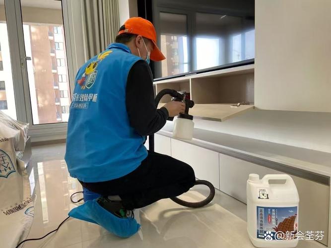 民用建筑甲醛检测前关闭门窗现场操作示意图