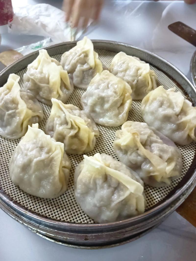 阿勒泰薄皮包子