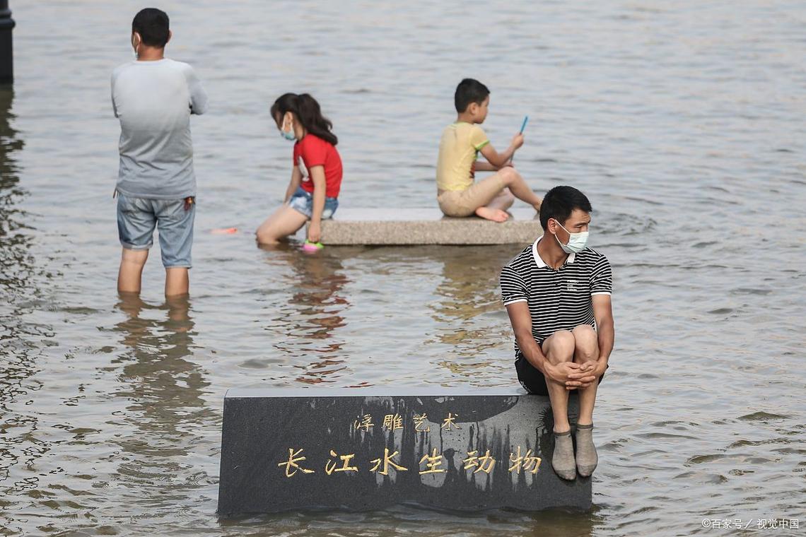 南漳漳河法门寺段浅滩踩水