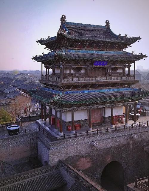 平遥古城下西门入口公交站实景