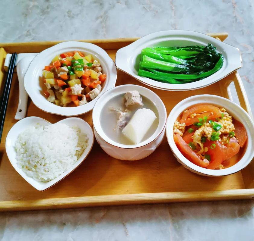 产后0-7天产后饮食调理清淡月子餐实拍